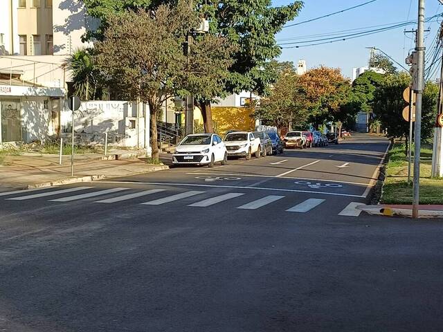 #48 - Sala para Venda em Londrina - PR - 3