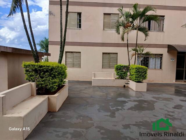 #67 - Apartamento para Venda em Londrina - PR - 2