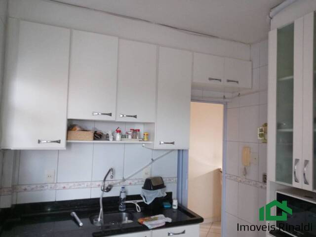 Apartamento para Venda em Londrina - 5