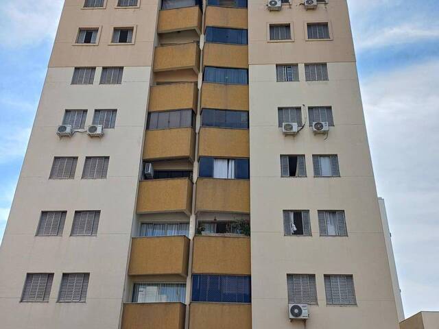 #64 - Apartamento para Venda em Londrina - PR - 1