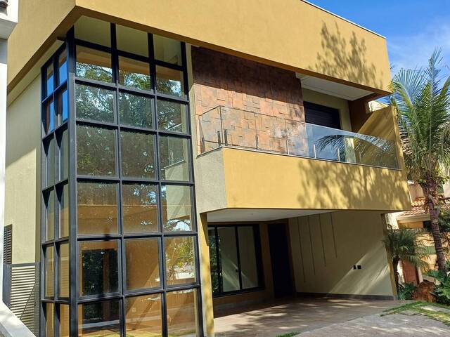 #82 - Casa para Venda em Londrina - PR - 2