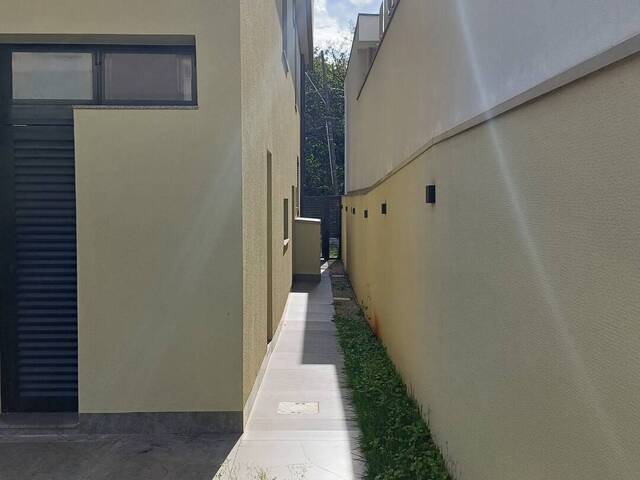 #82 - Casa para Venda em Londrina - PR - 3