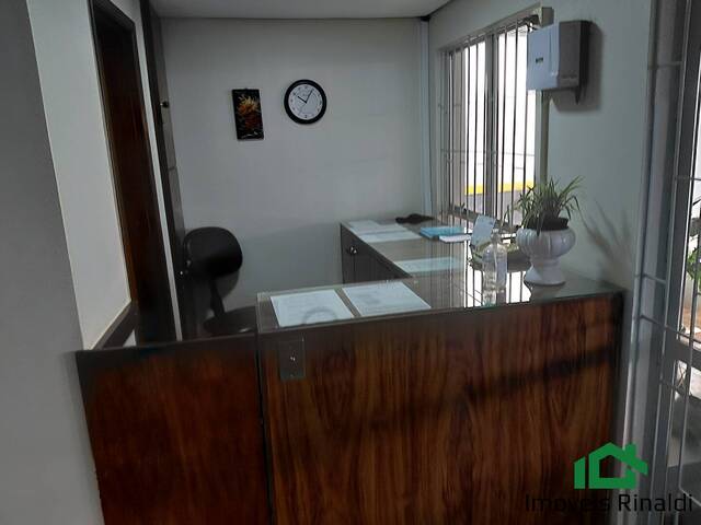 #111 - Apartamento para Venda em Londrina - PR - 3